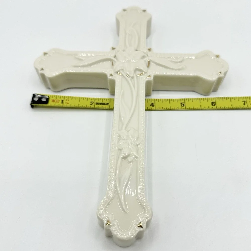 LENOX Lily Cross Wall Hanging Ivory Gold Accents Porcelain